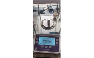 實(shí)驗(yàn)室天平裝機(jī)104案例